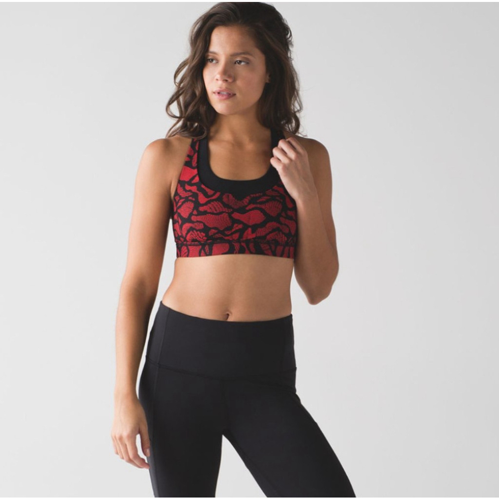 LULULEMON women’s red and black printed powermesh run stuff your bra III
